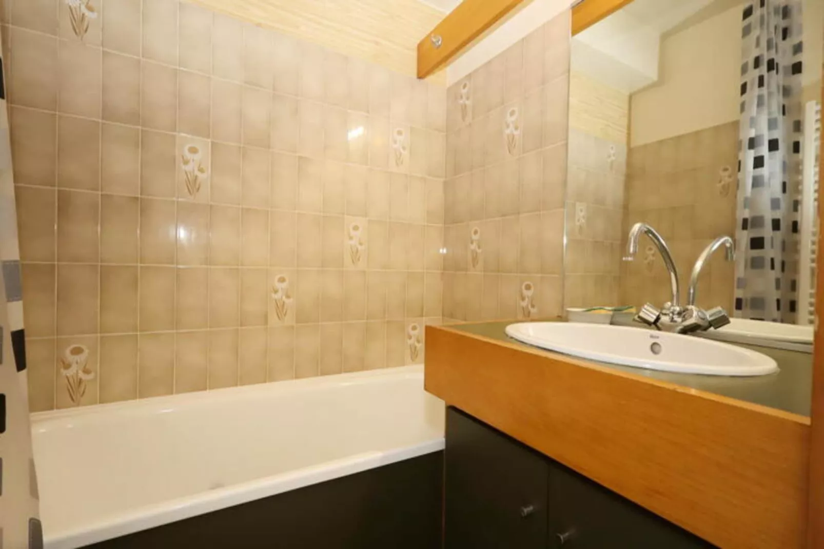 Résidence Le Prarion 2 C-Buitenkant zomer