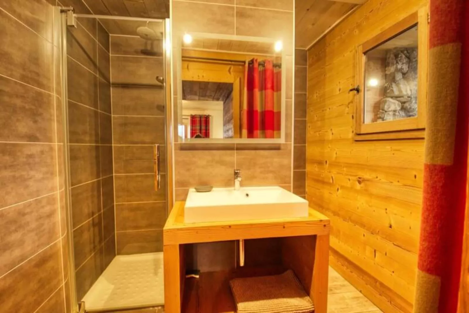 Résidence Le Laquis-Buitenkant zomer