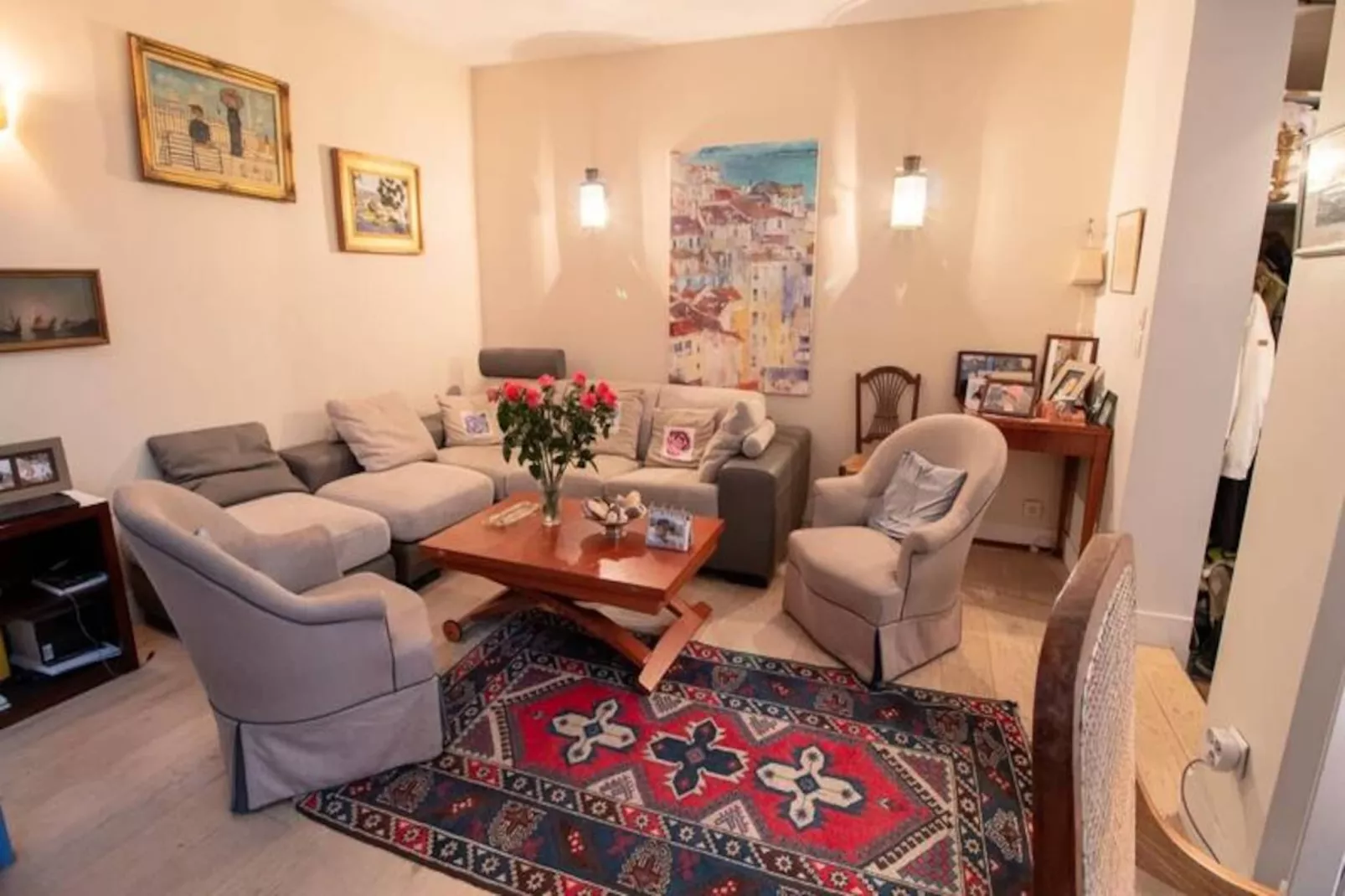 Maison Et Jardin &agrave; Paris-Image-tags.