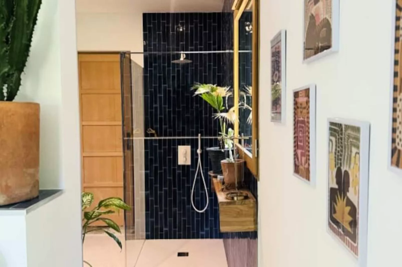 Maison Avec Piscine Et Vue Imprenable Sur Le Luberon-Image-tags.