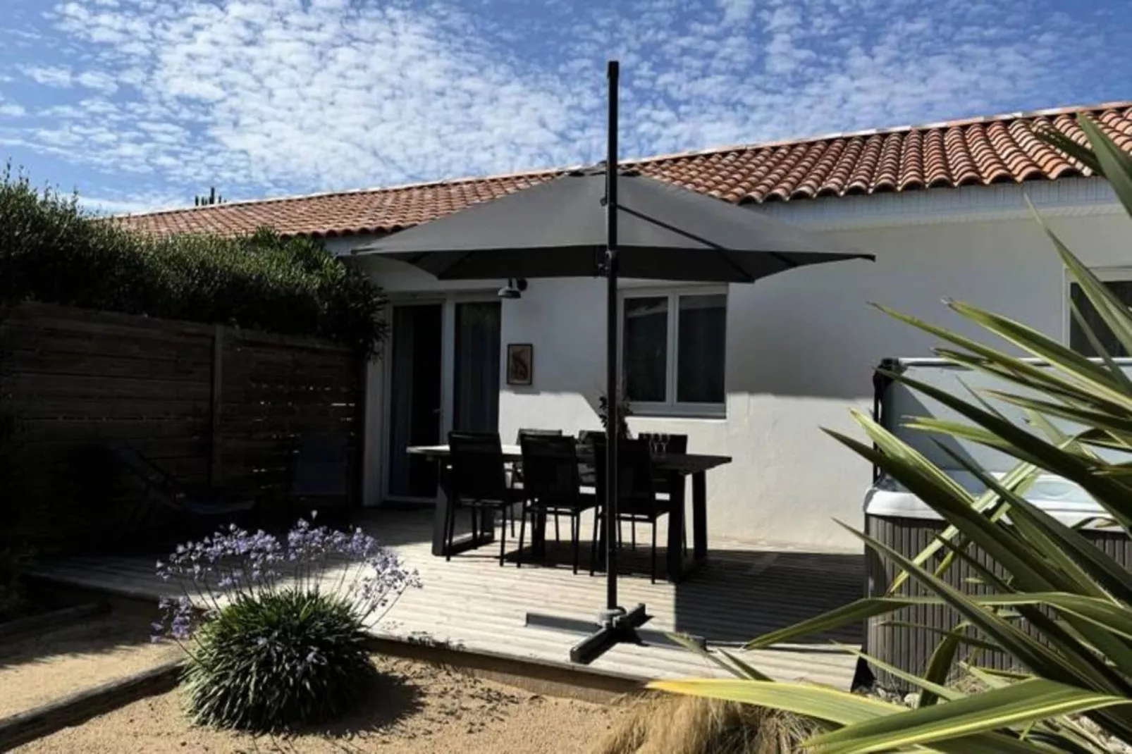 Villa Cor&eacute;e - Domaine Le Sherwood-Buitenkant zomer