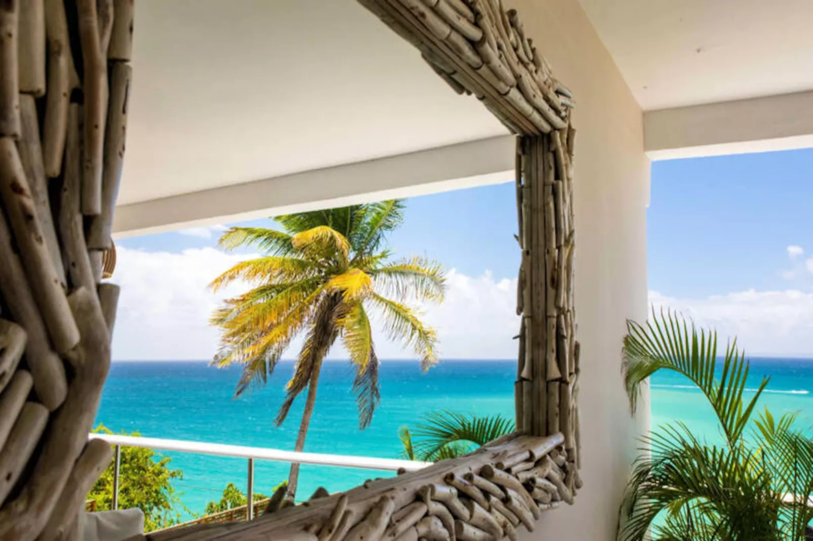 Villa Summer Forever-Image-tags.