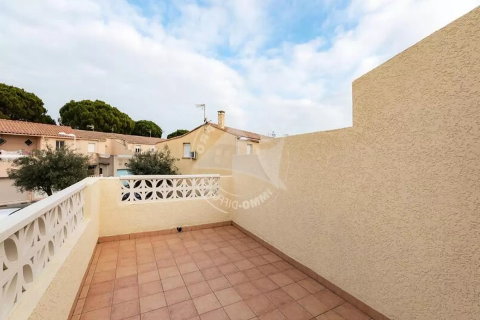 Résidence Impasse Des Lucines-Eetkamer