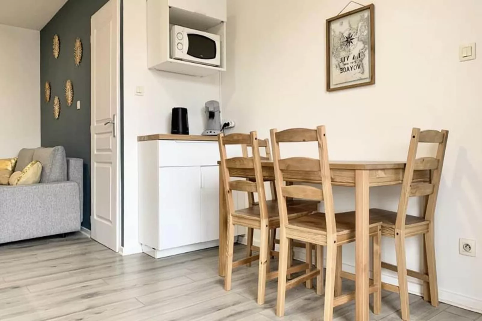 | La Chanson Bleue  💙 | Marcelin Berthelot | Tram-Eetkamer