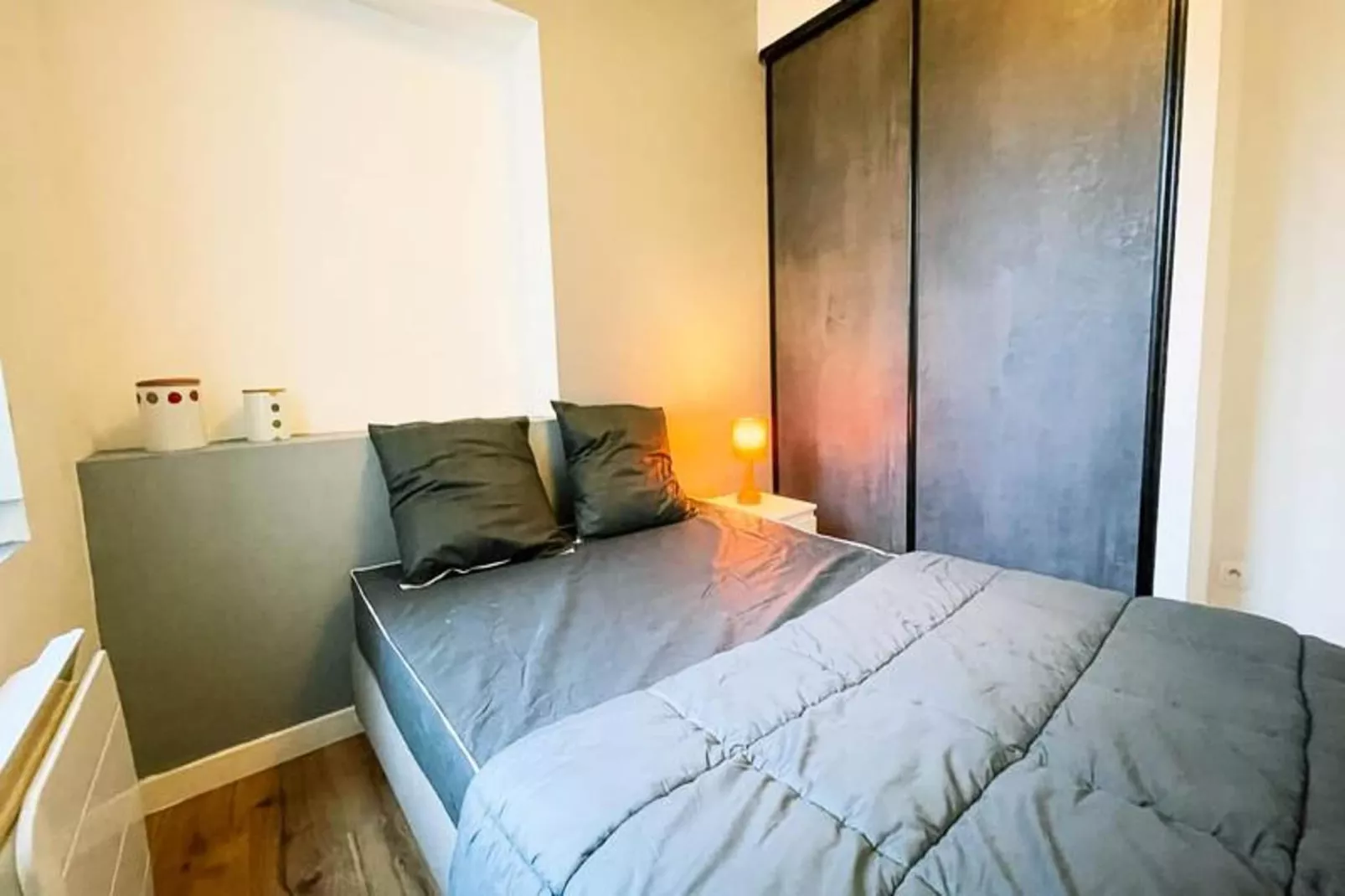 | Le Rochambeau 🎭 L'aigle | Vallier Lib&eacute;ration |-Slaapkamer