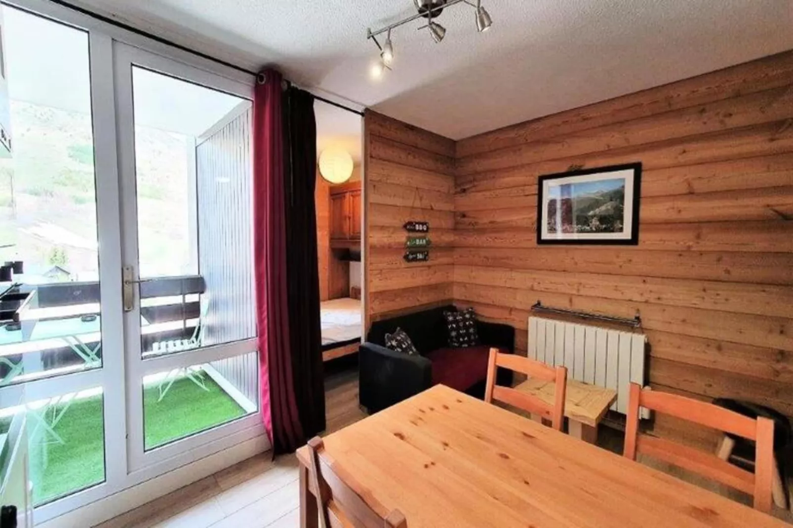 Résidence Arc En Ciel C-Eetkamer