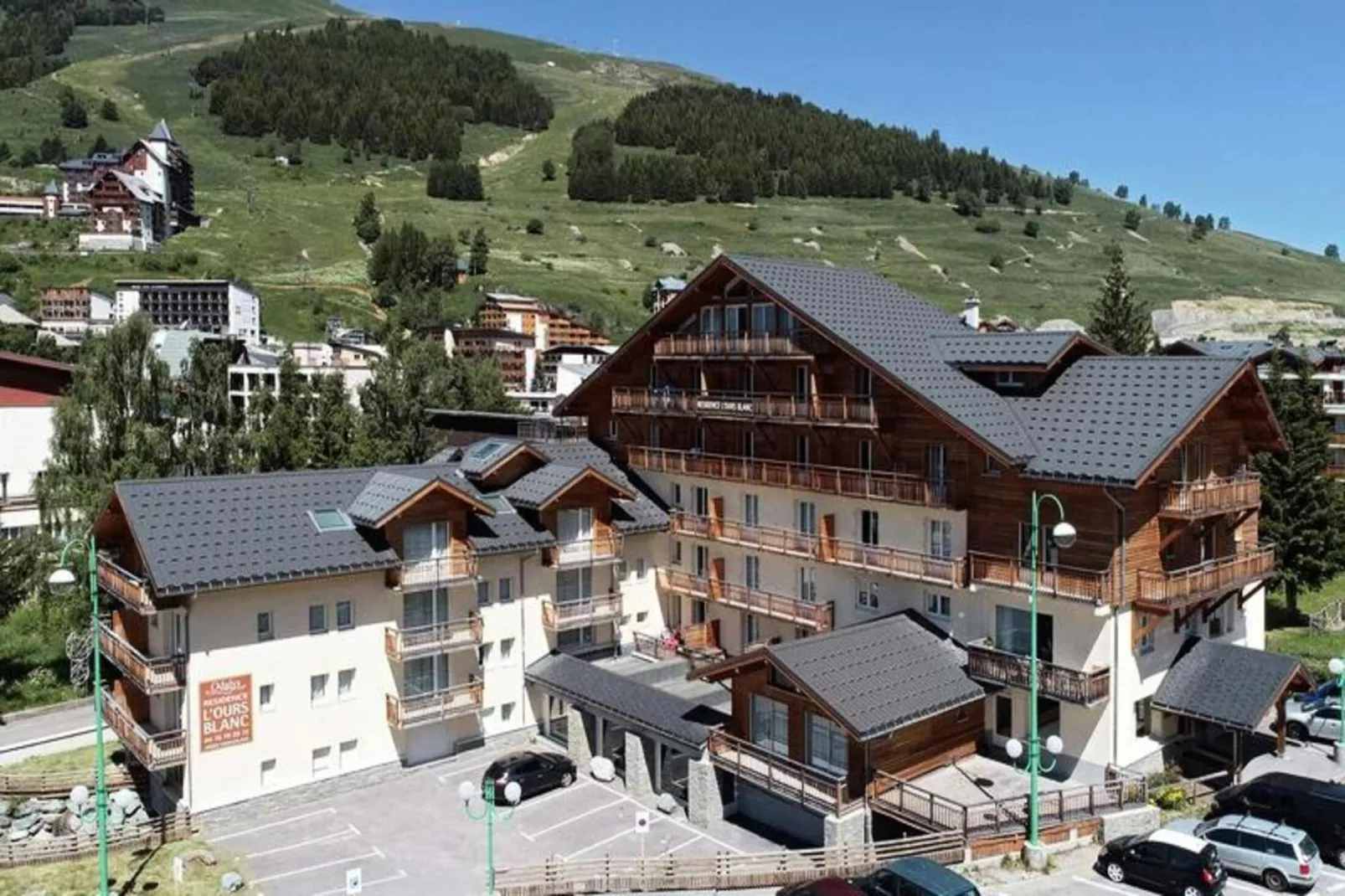 Résidence Odalys L'Ours Blanc-Buitenkant zomer