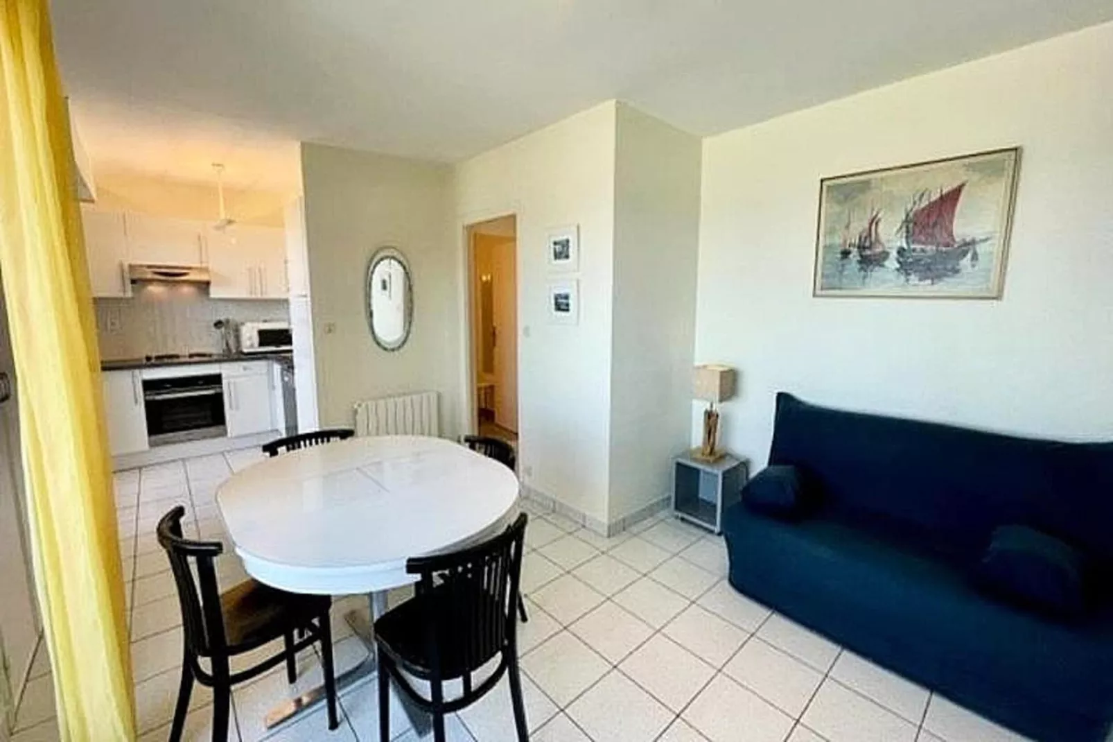 Résidence Adal D'arvor-Eetkamer