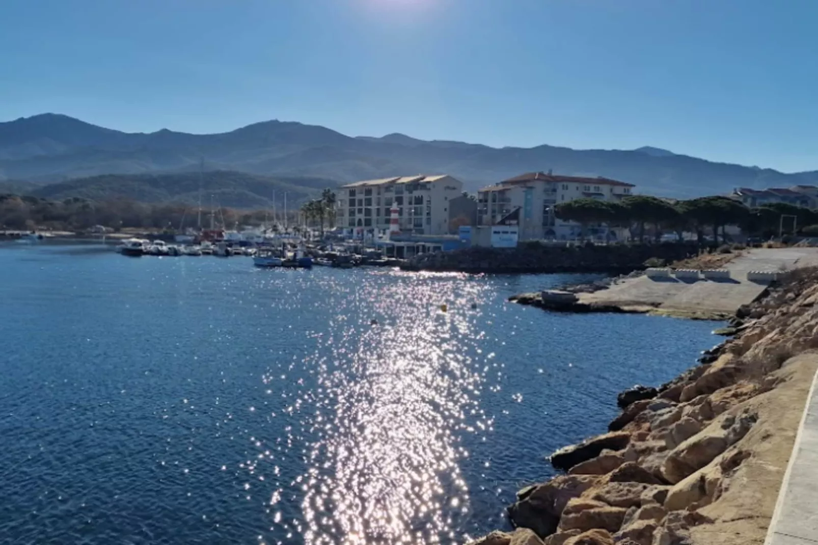 Résidence Mer & Golf Port Argelès***-Buitenkant zomer