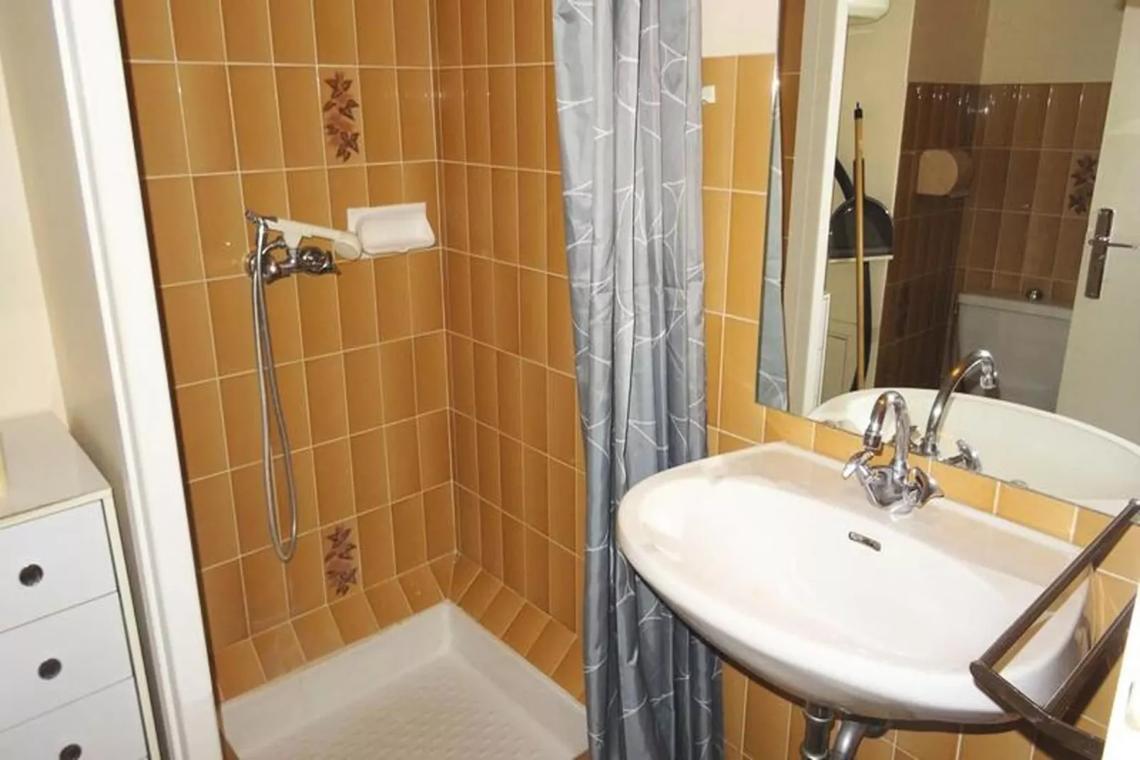 Résidence Le Chateau Durieux 4-Badkamer