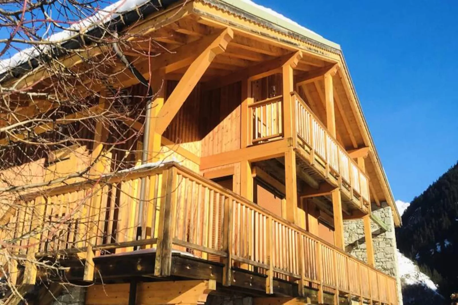 Chalet Alideale-Image-tags.