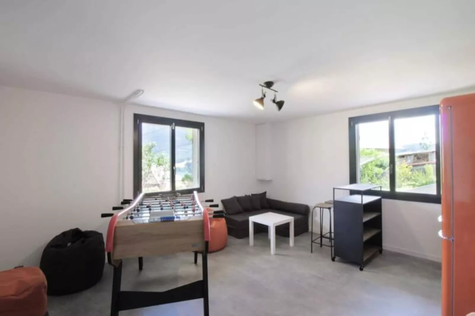 Belle Villa Sur Les Coteaux Du Lac D'aiguebelette!