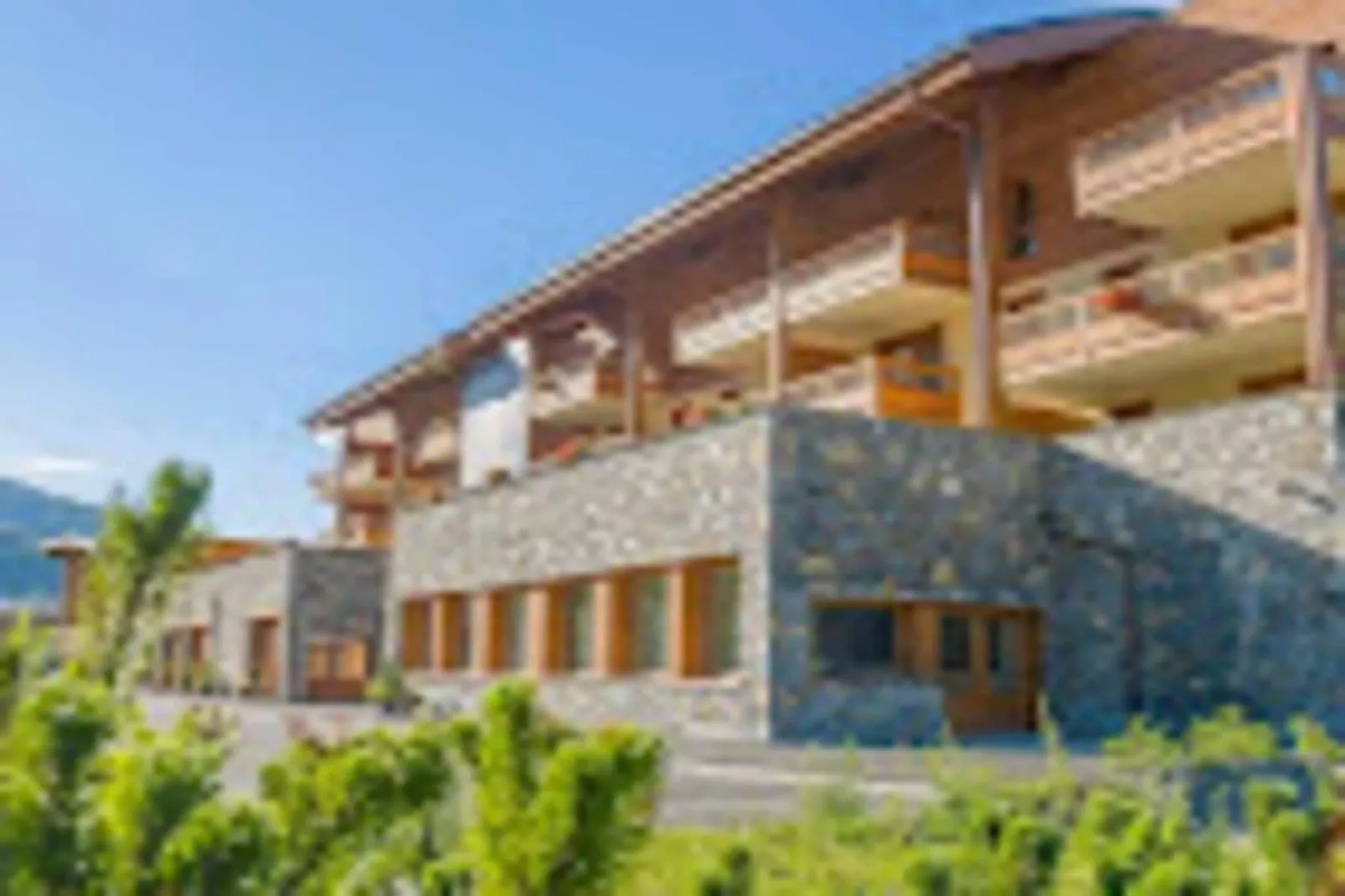 Résidence Grand Coeur-Buitenkant zomer