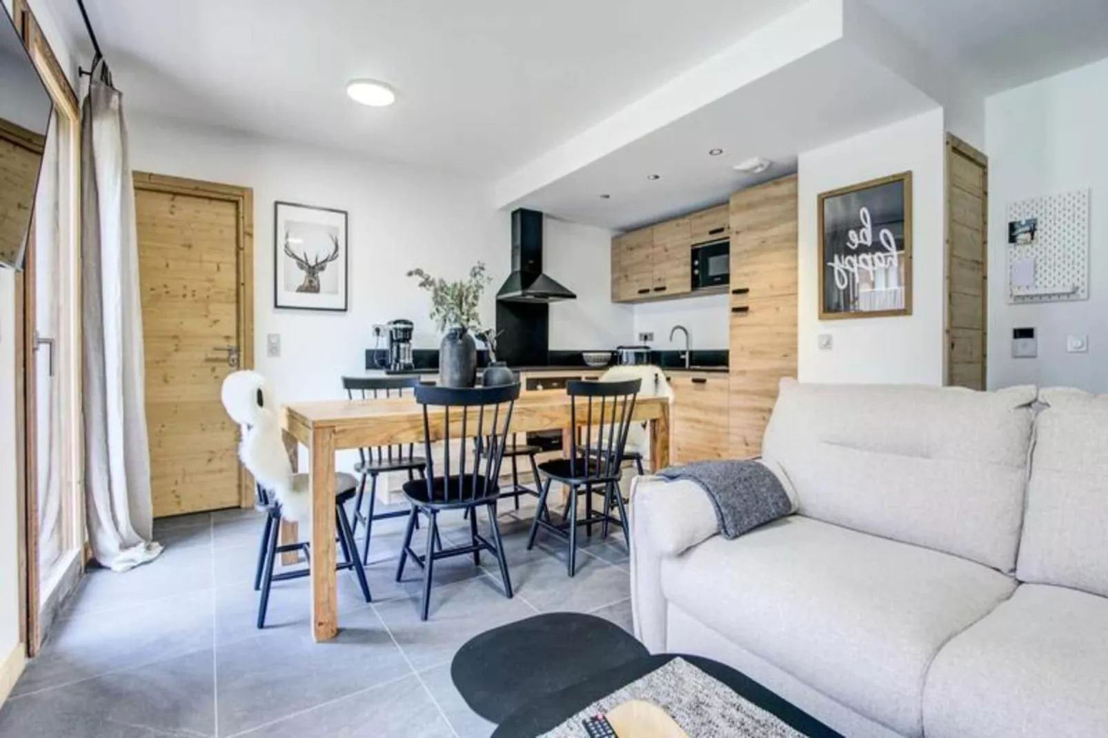 Résidence Echo Du Pleney - Eetkamer