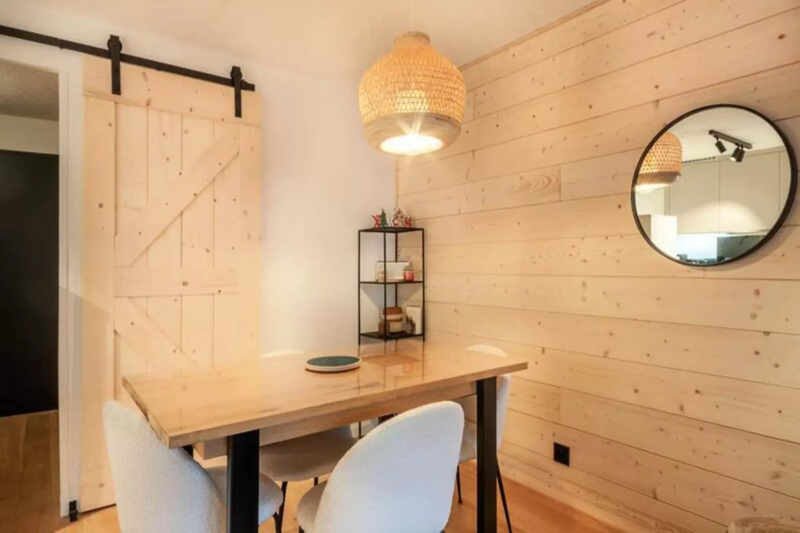 Résidence La Chalende-Eetkamer