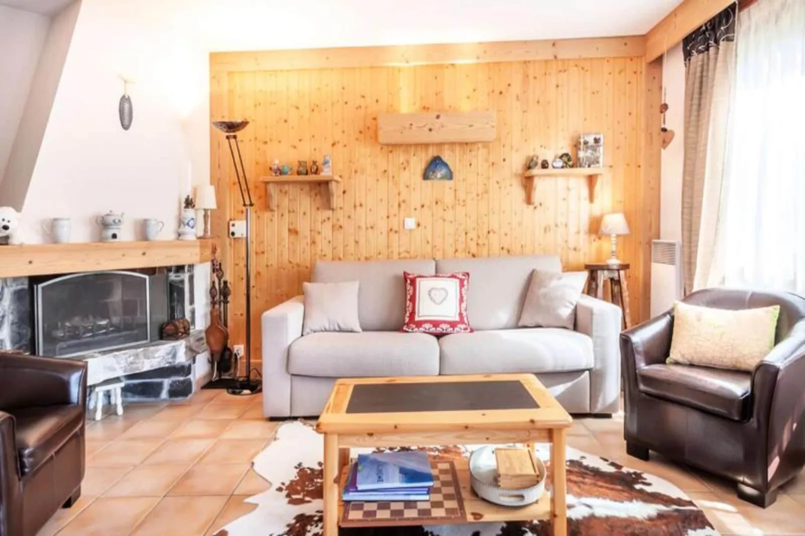 Résidence La  Ploche-Buitenkant zomer