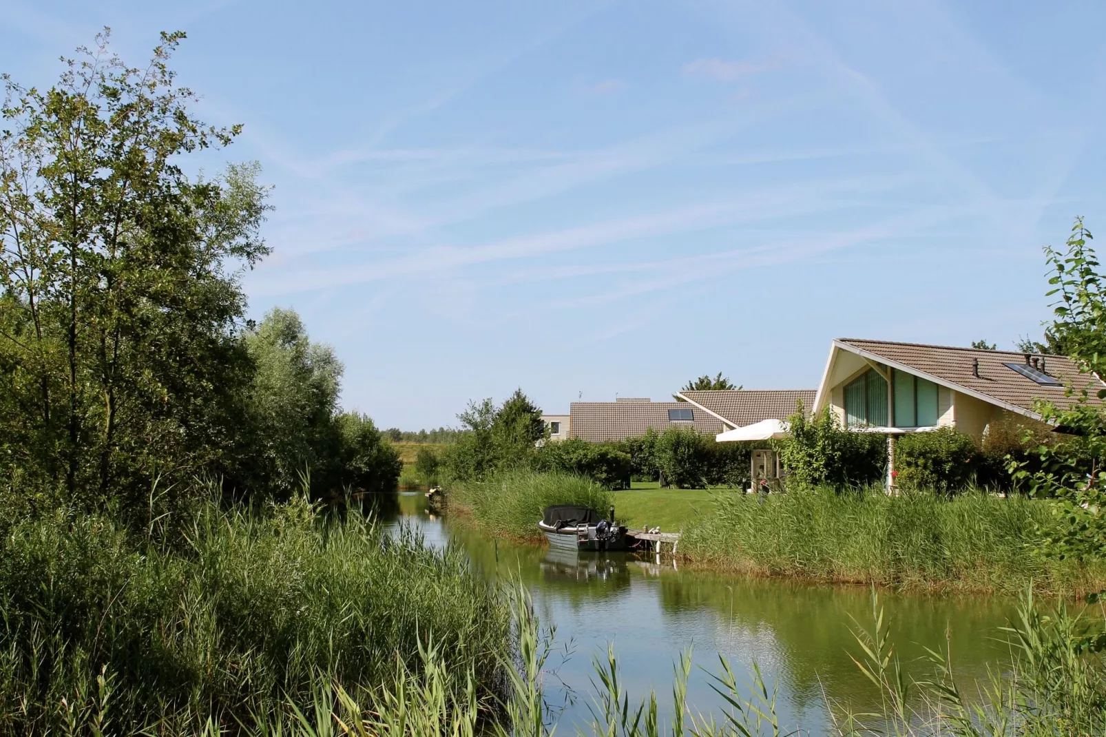 Villapark de Paardekreek 6-Buitenkant zomer