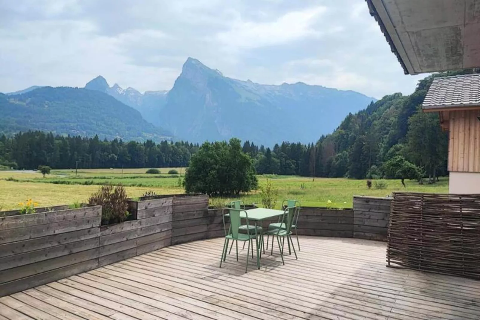 Chalet Le Gaillu - Buitenkant zomer