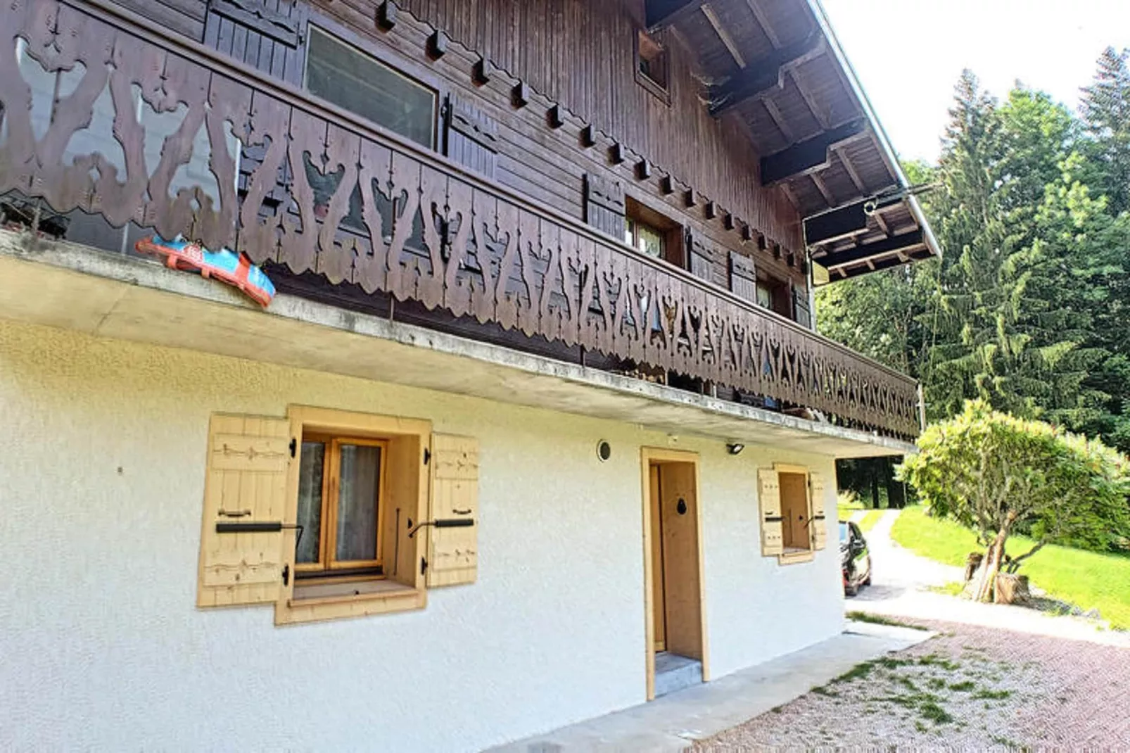 Appartements à Saint Jean d'Aulps-Buitenkant zomer