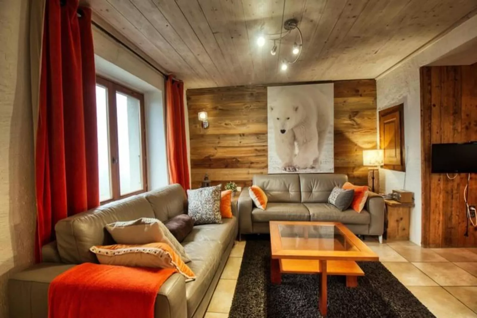 Résidence Le Laquis-Buitenkant zomer