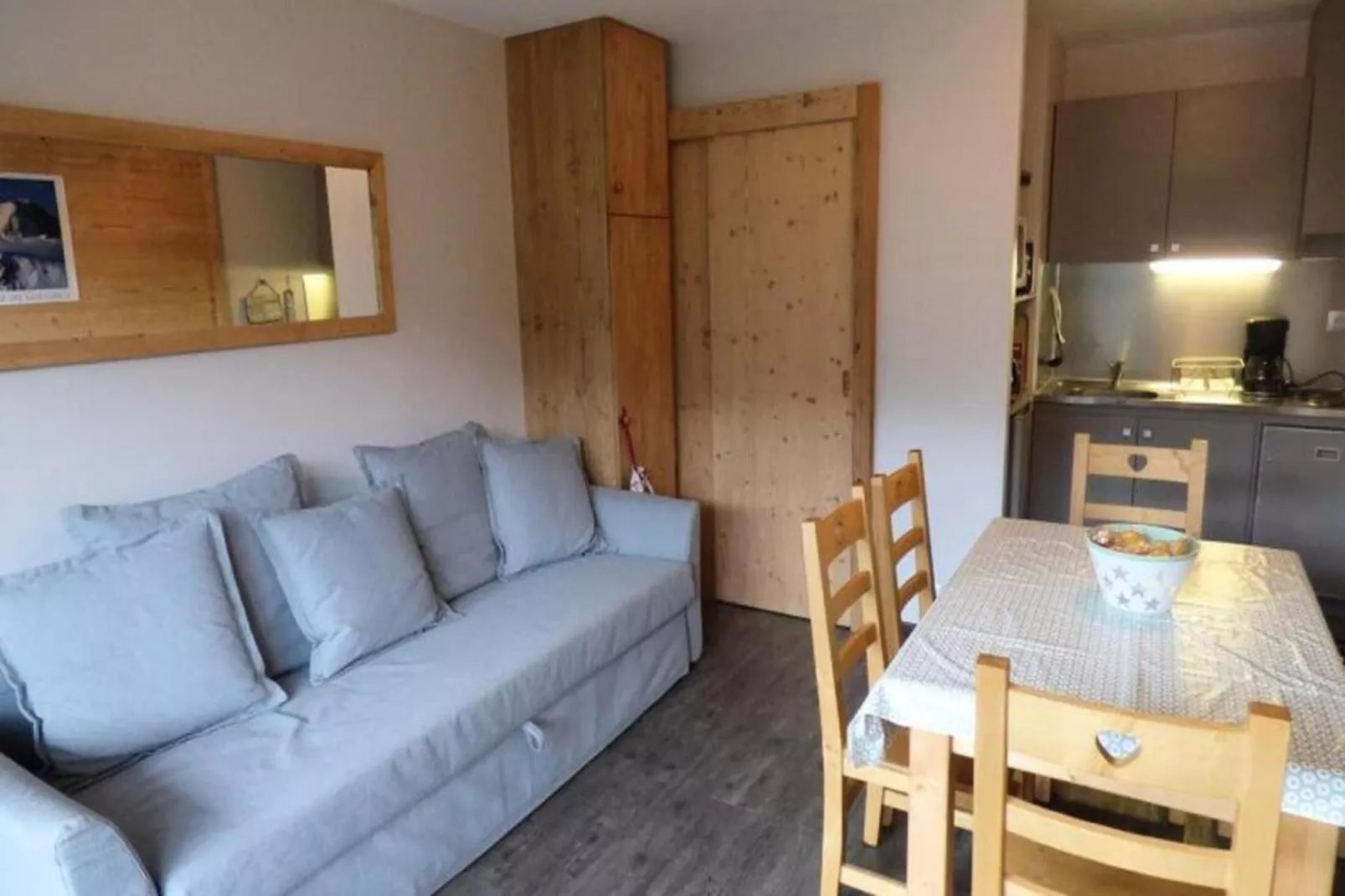 Résidence Choucas-Eetkamer