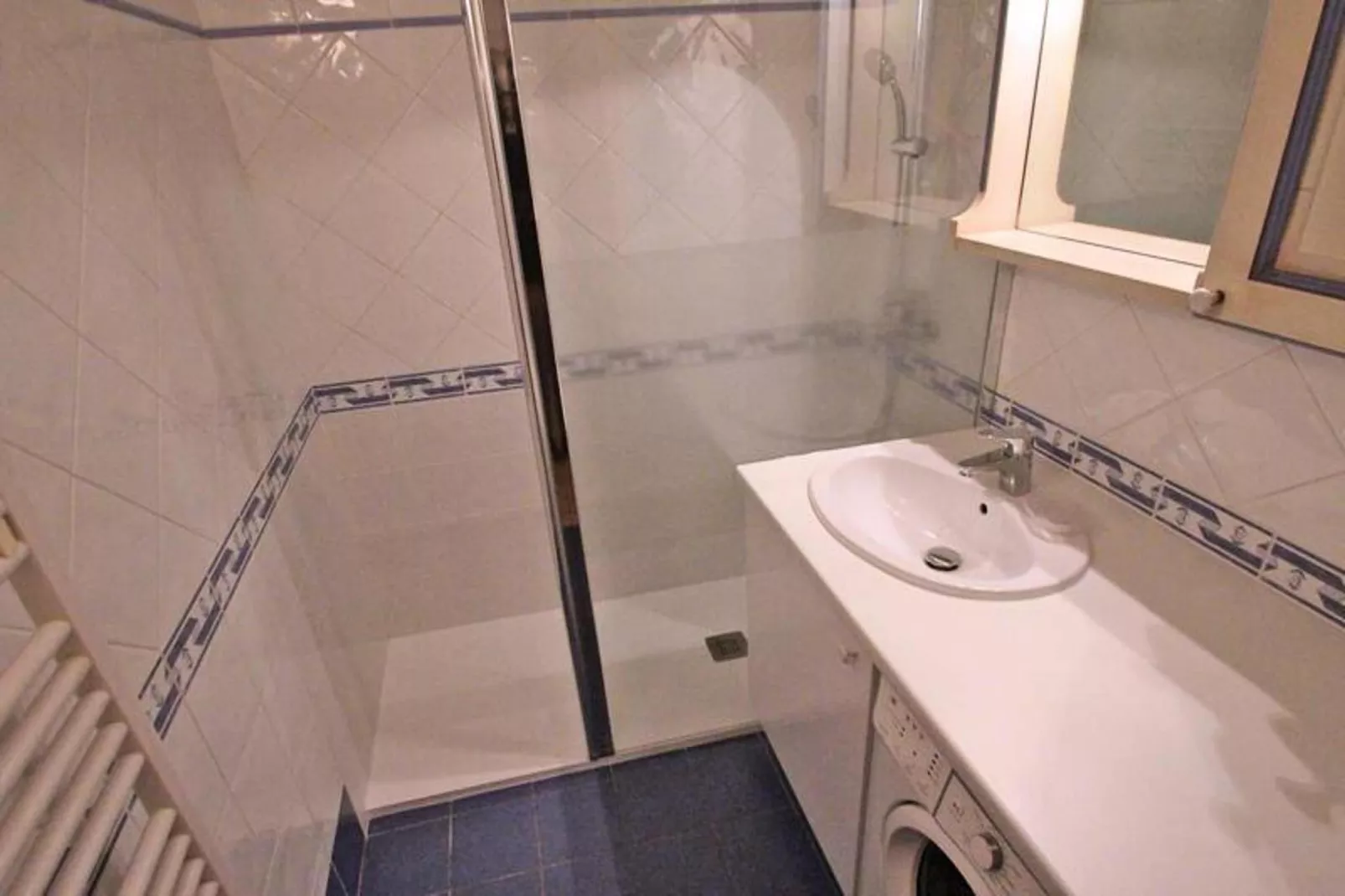 Résidence Port Marine-Badkamer