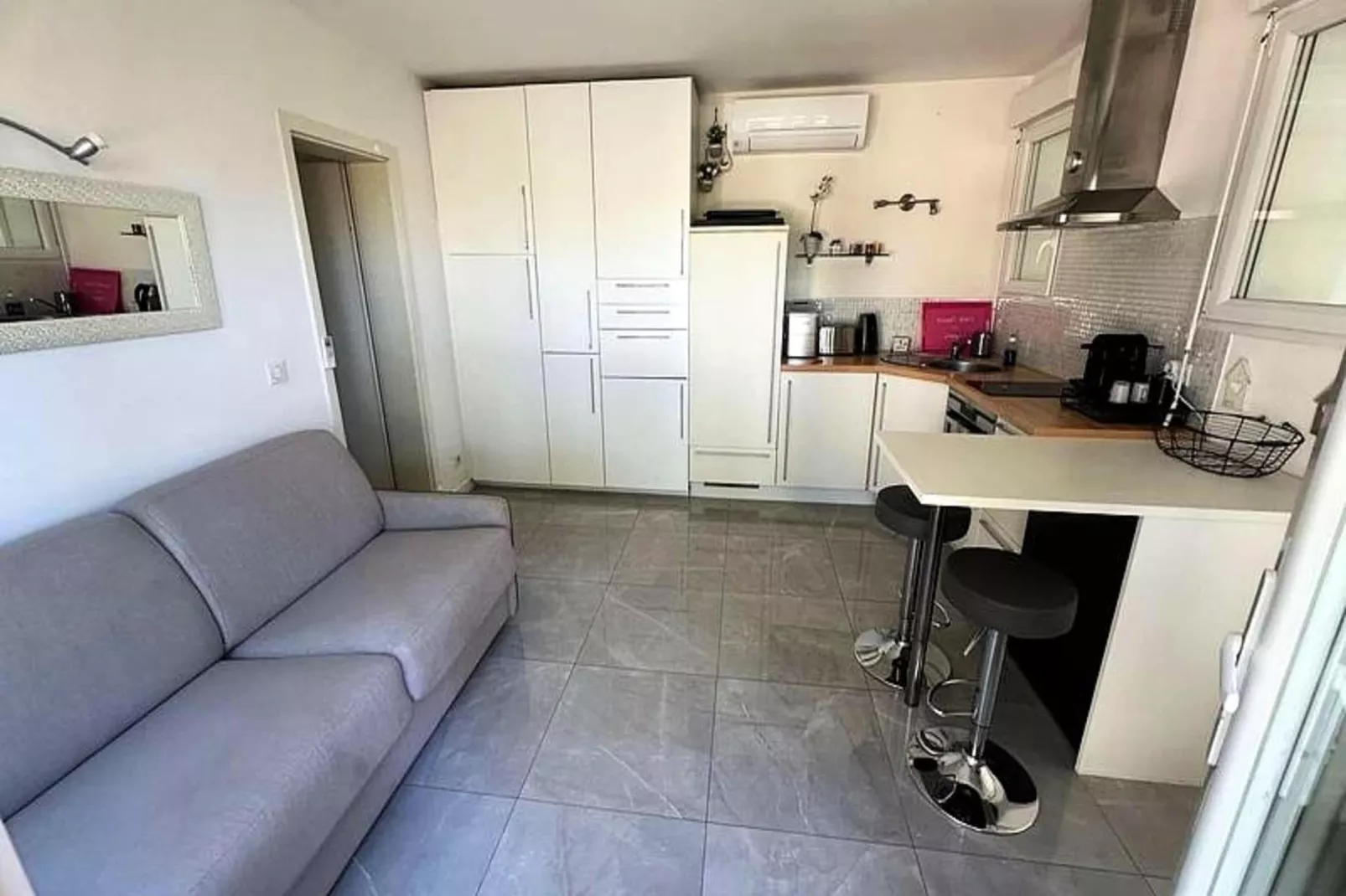 Résidence Rayolet-Woonkamer