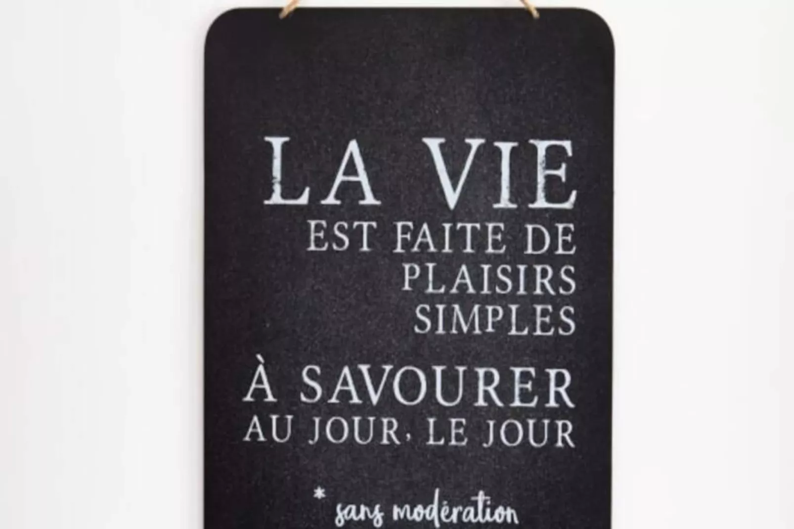 Maison Contemporaine - Grand Jardin Et Piscine Priv&eacute;e-Image-tags.