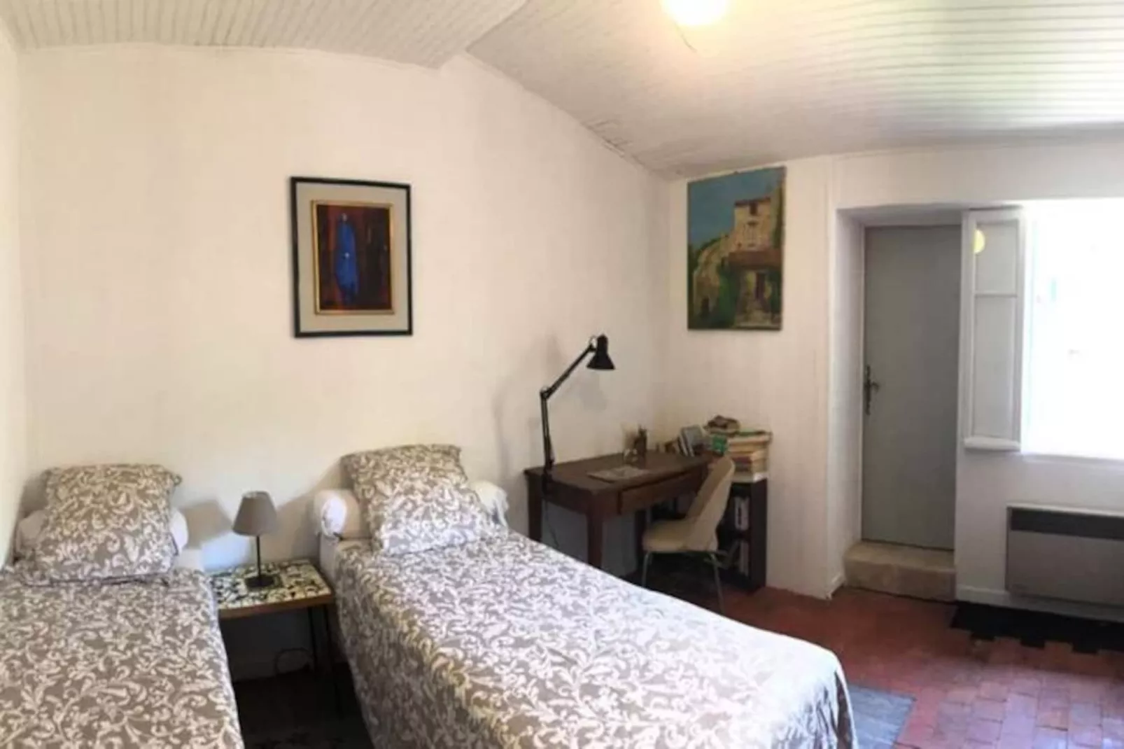 Charmante Maison De Village &agrave; Fontaine-de-vaucluse-Image-tags.