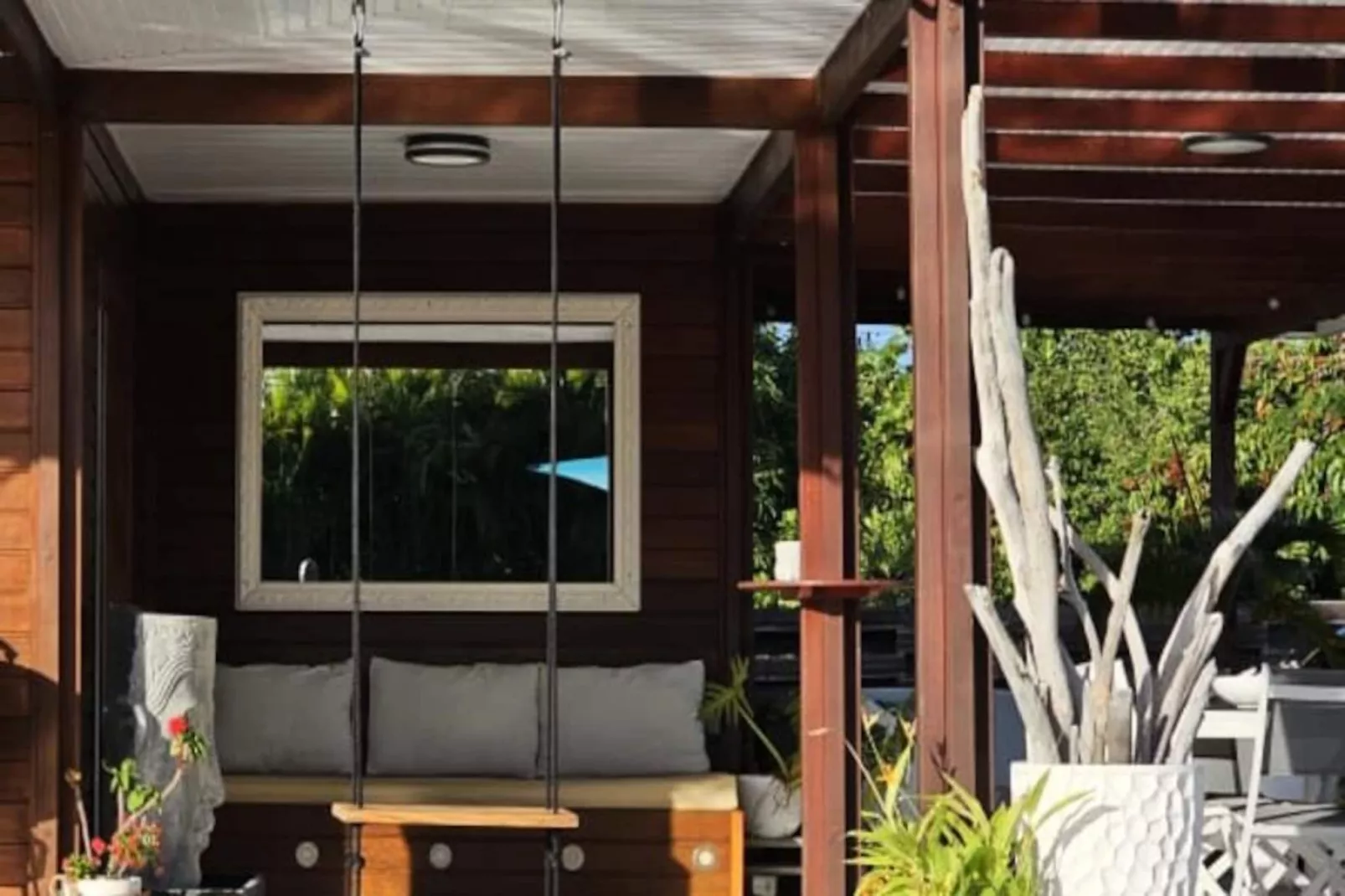 Villa Tyno-Image-tags.