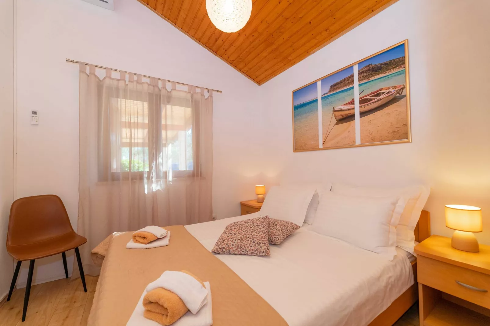 Villa Anabella - Four bedroom Villa with Swimming pool-Slaapkamer