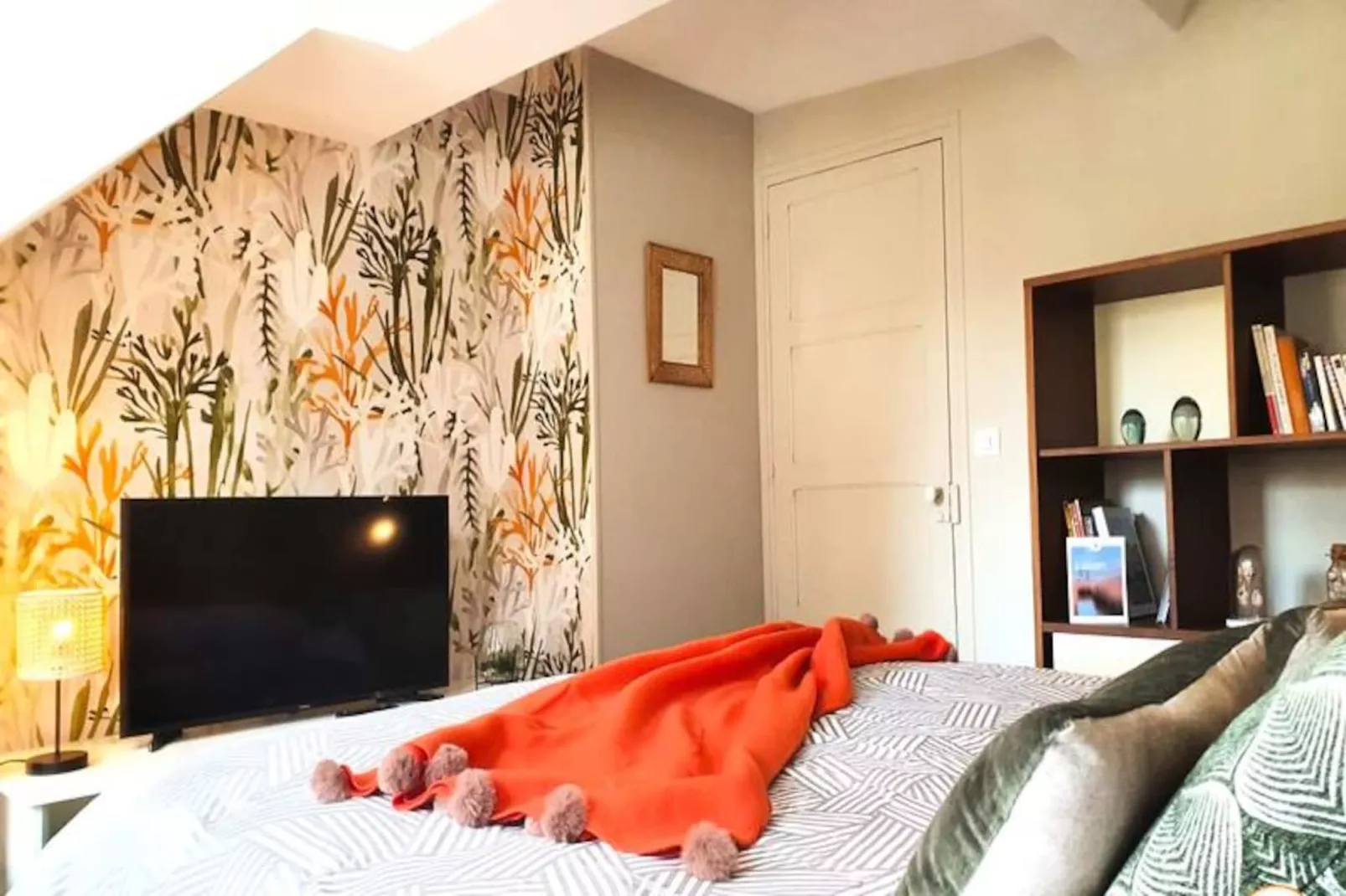 La Plume De Malherbe - Parking - Coup De C&oelig;ur-Image-tags.