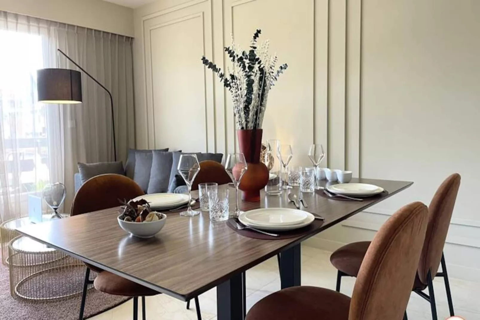 🌟 L'el&eacute;gance - Vue D&eacute;gag&eacute;e - Balcon - Parking-Image-tags.