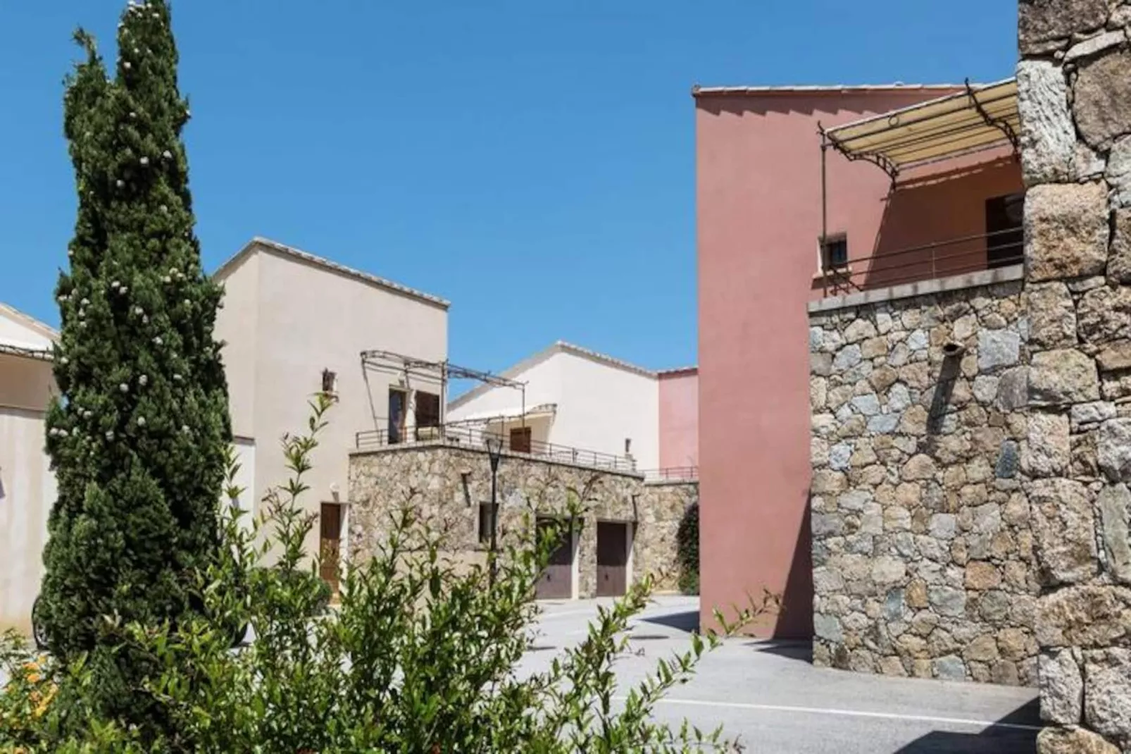 Résidence Odalys Les Hameaux de Capra Scorsa-Image-tags.