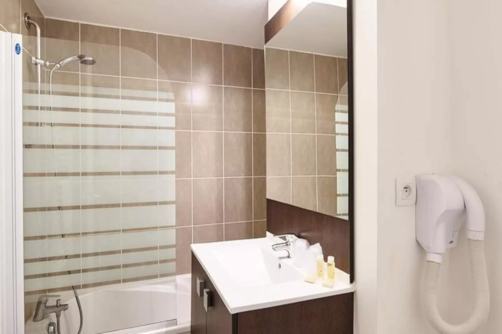 Résidence Les Jardins d'Arvor**** - Vacances Bleues-Image-tags.