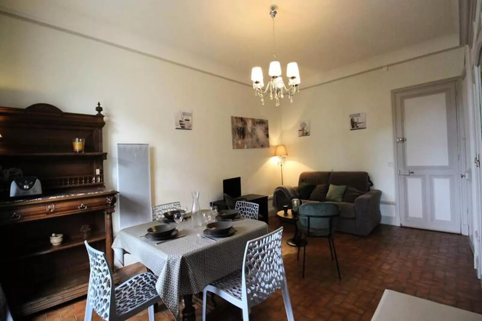 Résidence Pyrenees Palace-Eetkamer