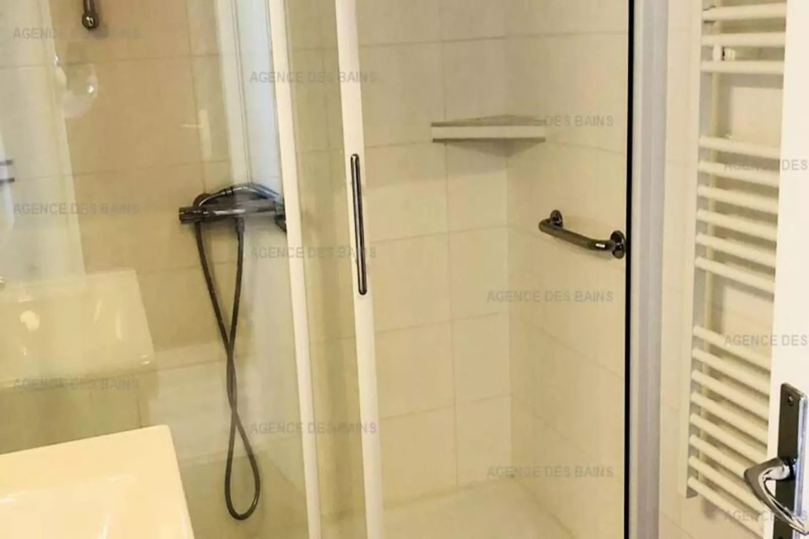 Résidence Le Teychan-Badkamer