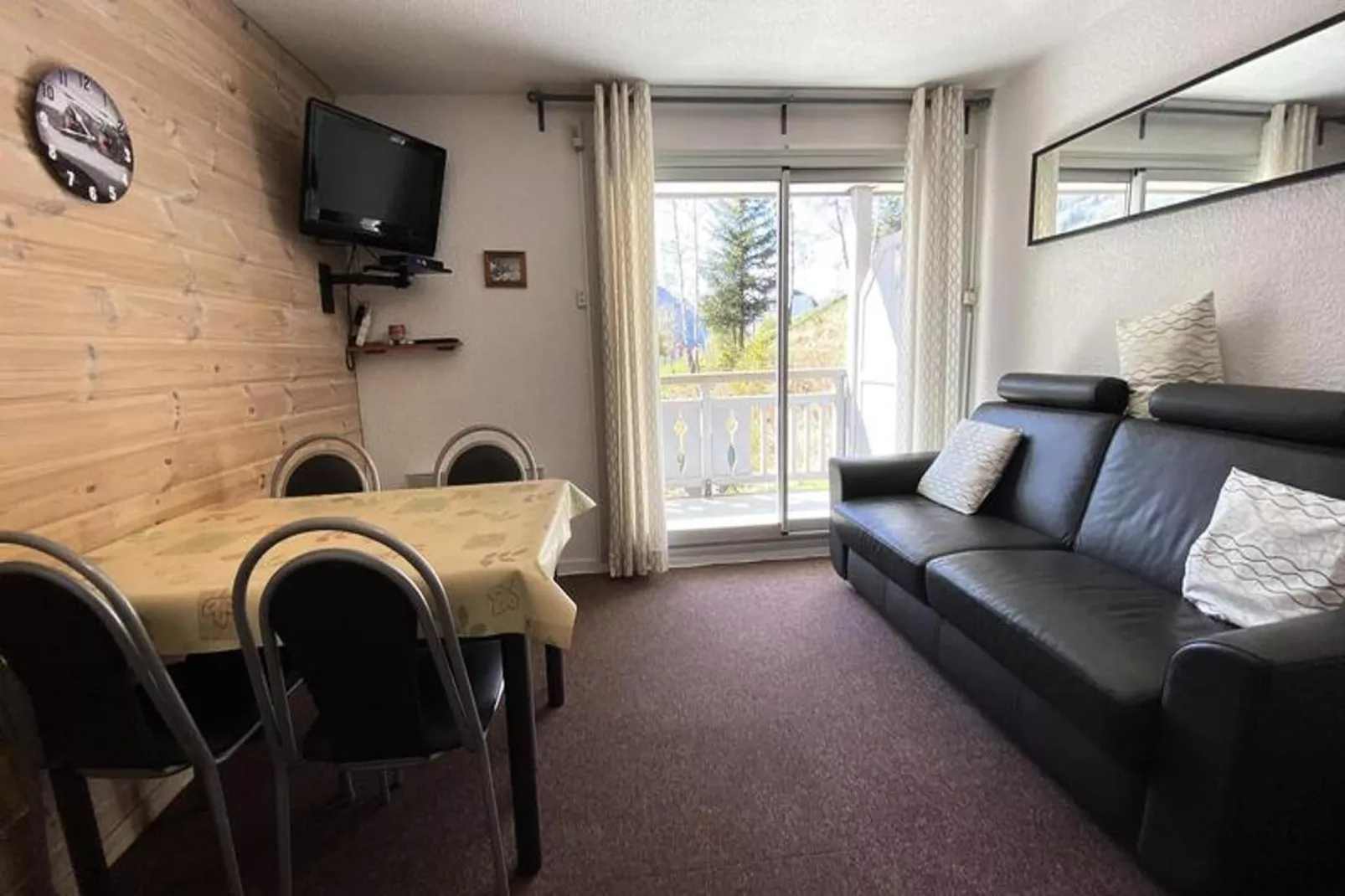 Résidence Kandahar-Eetkamer