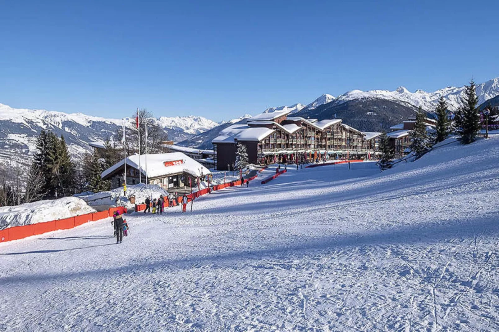 Résidence Villa La Ferme-Buitenkant zomer