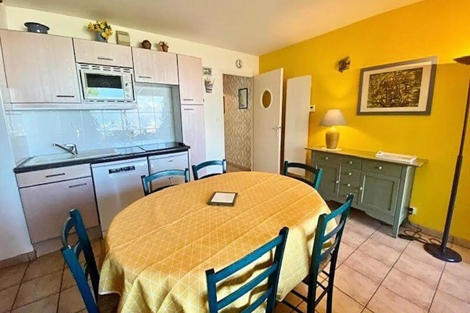 Résidence Terrasse De La Baie-Eetkamer