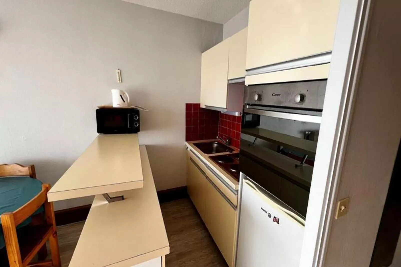 Résidence Dauphins-Keuken