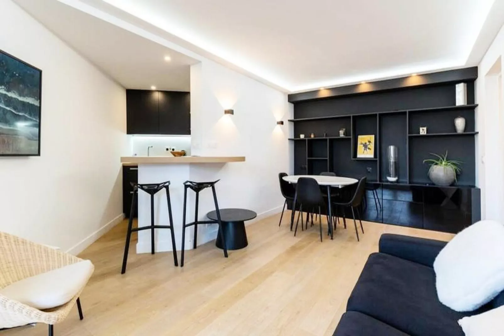 Résidence Sublime T2  Pour 4 Personnes, R&eacute;nov&eacute; Avec Piscine Tennis Parking Wifi-Woonkamer