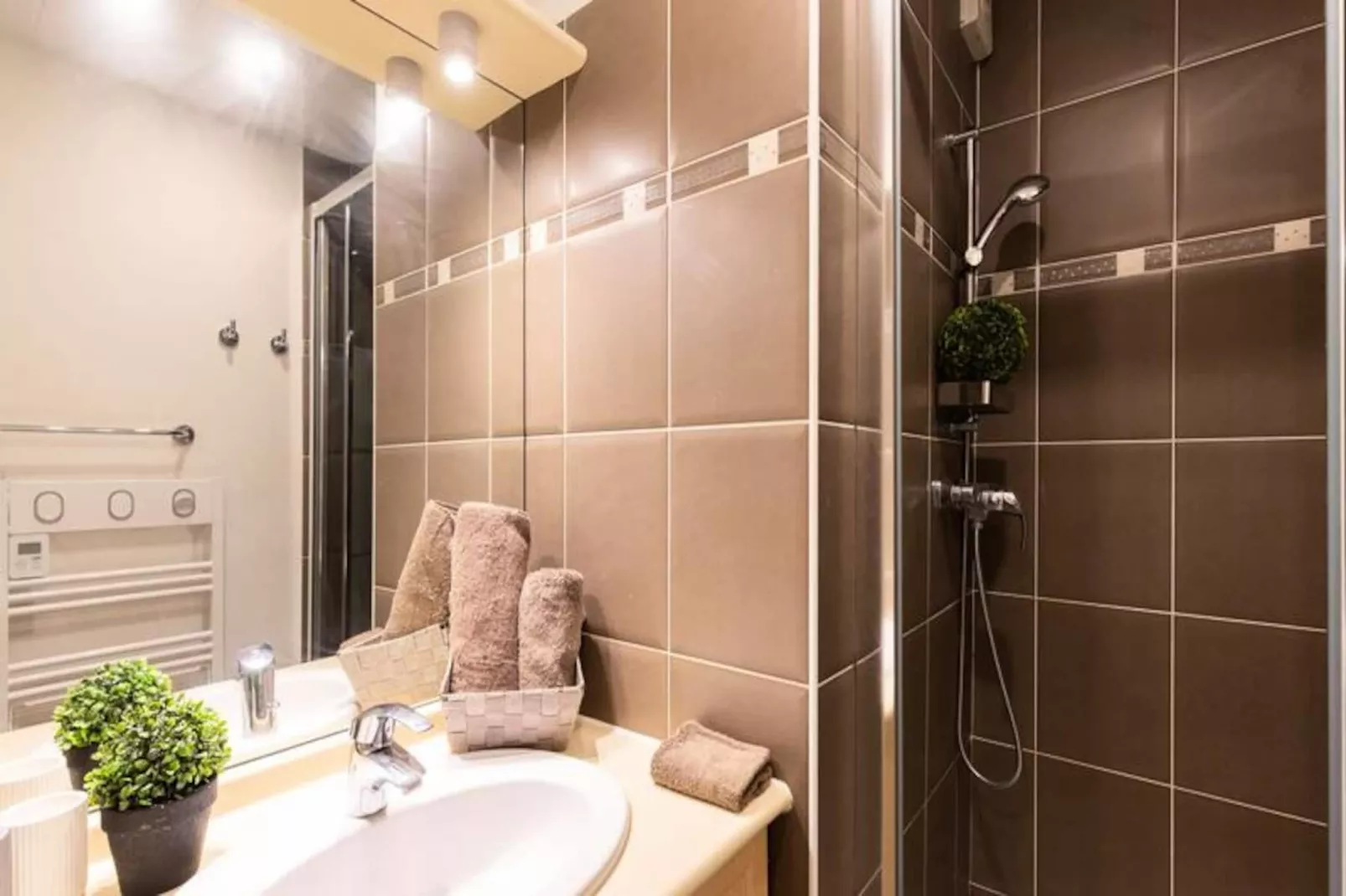 Résidence Ardoisieres Bat D-Image-tags.