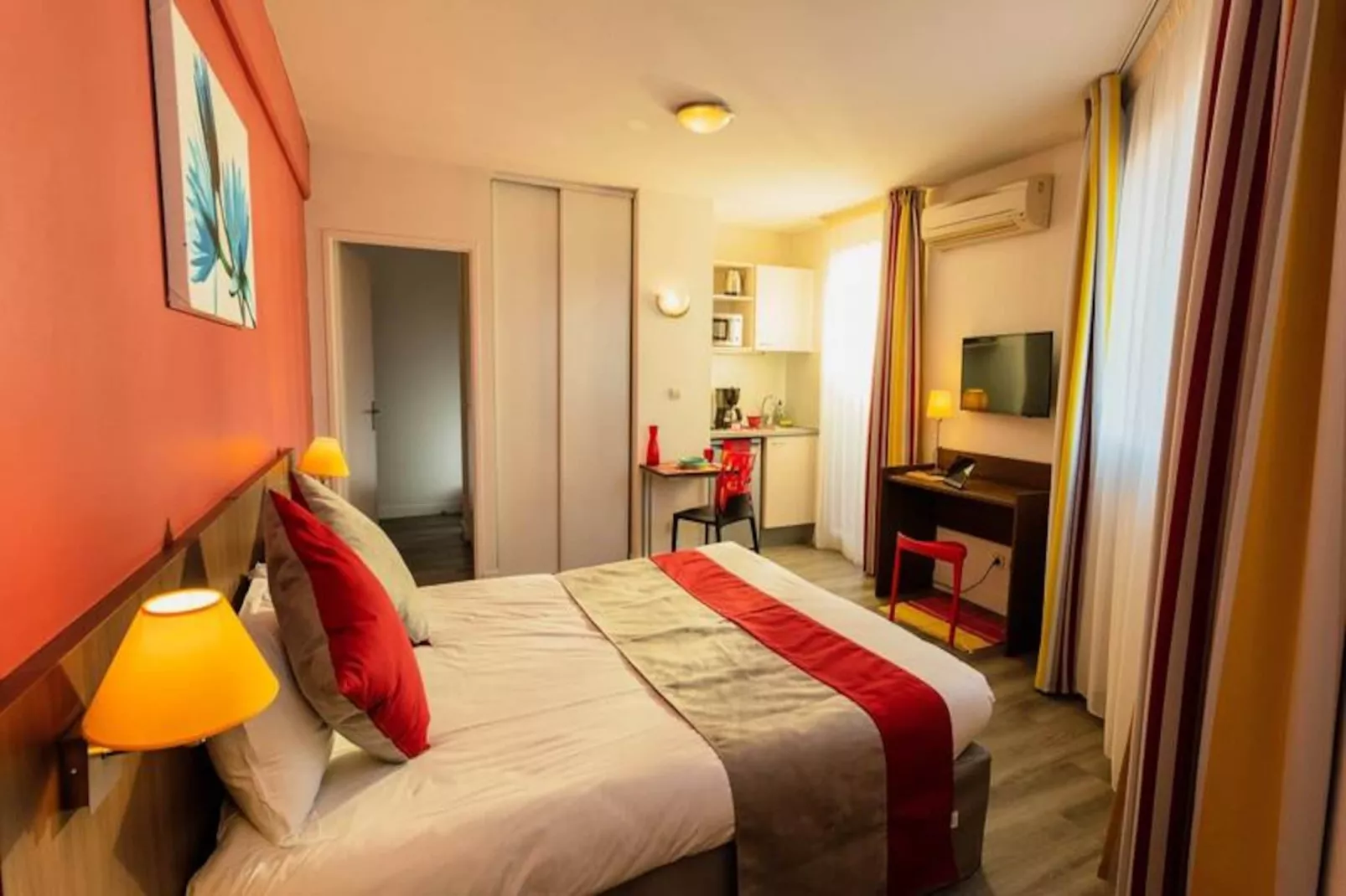 Appart'Hôtel Mer & Golf City Perpignan Centre***-Image-tags.