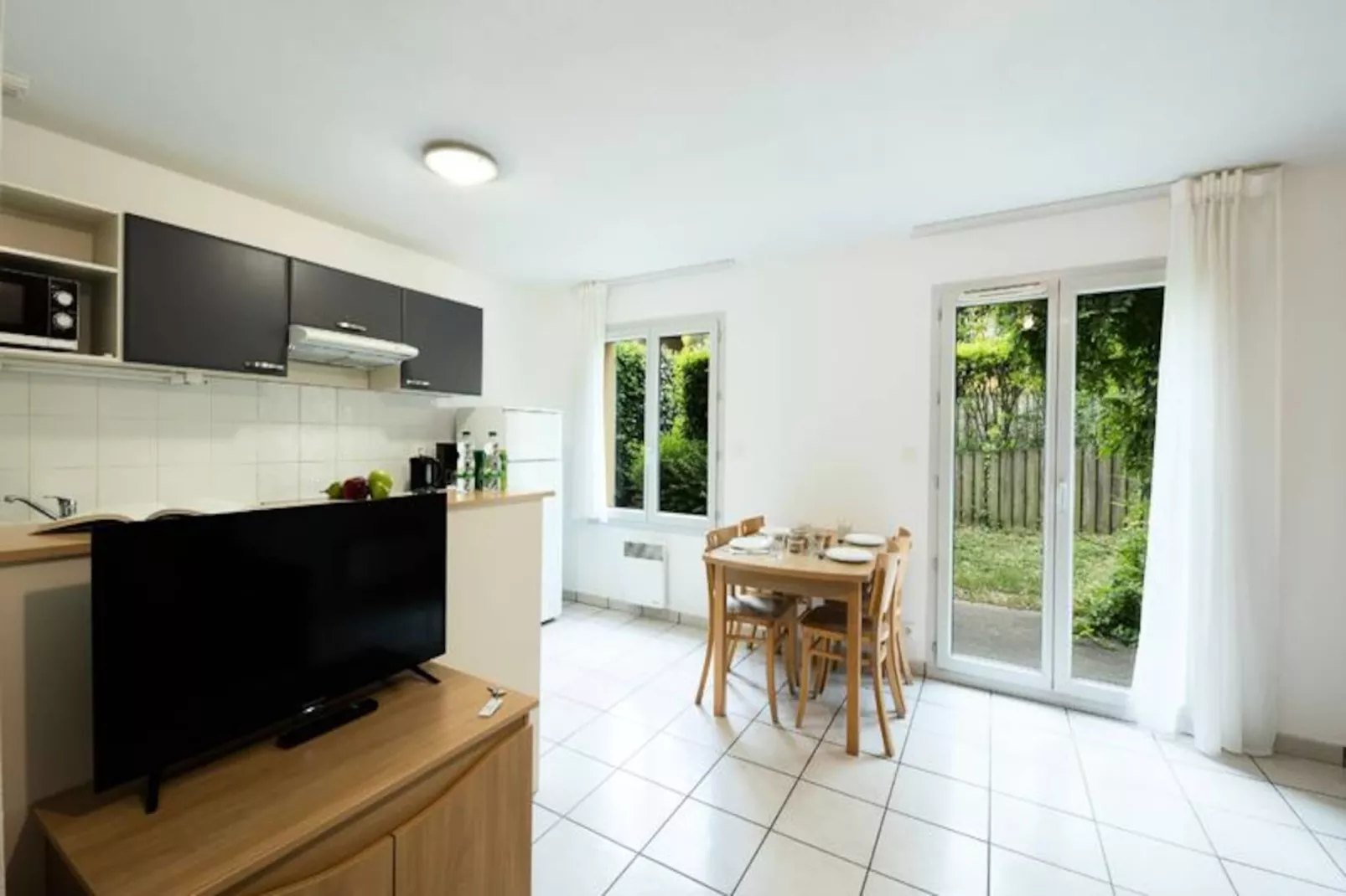 Appart'hôtel Garden & City Lyon - Lissieu 3*-Image-tags.