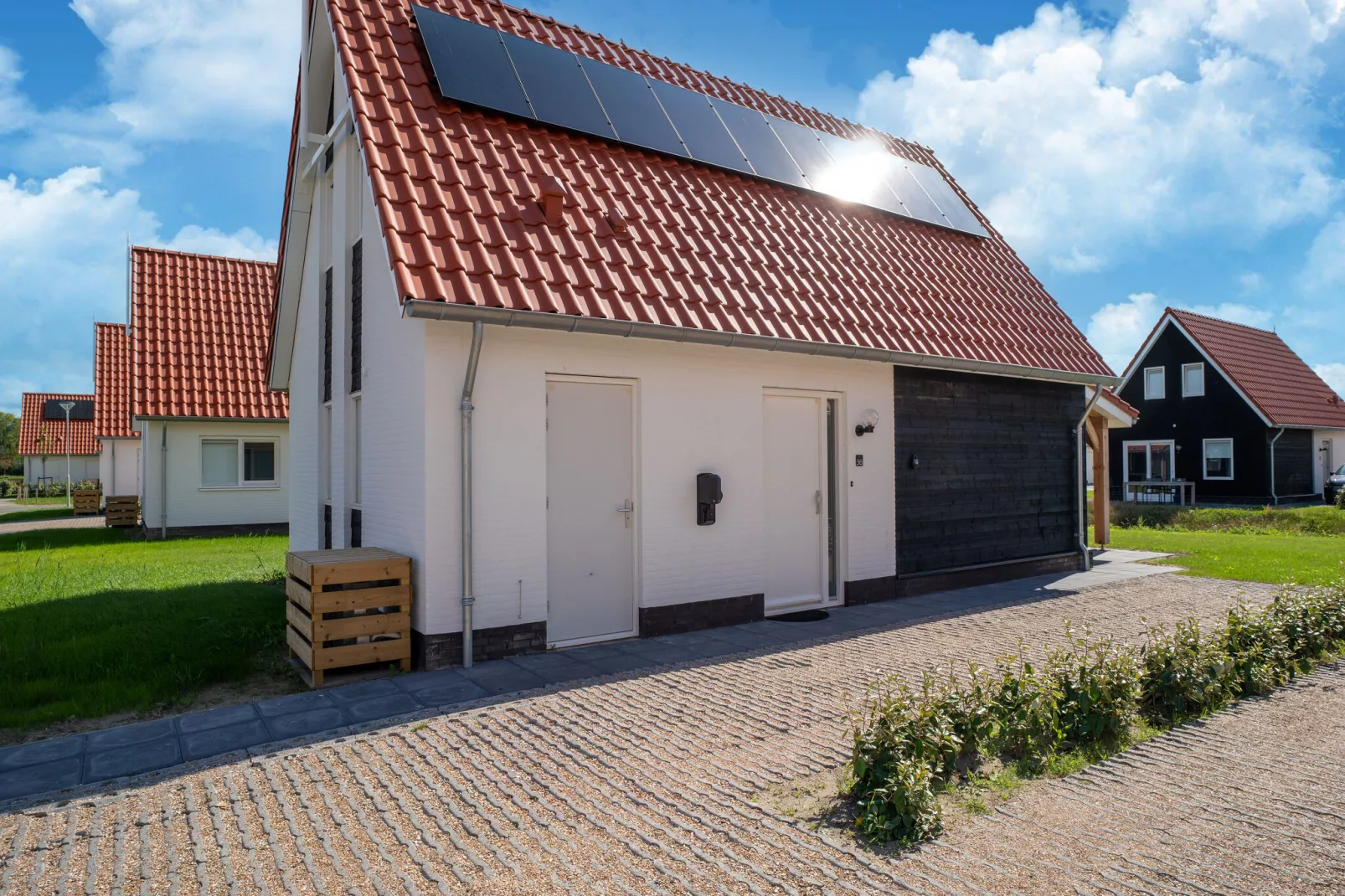 De Kievit Huis Nr 36-Buitenkant zomer