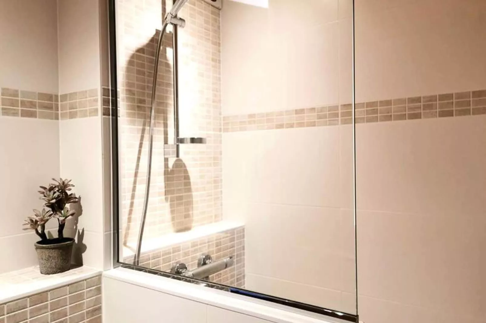 Résidence Clairiere-Badkamer