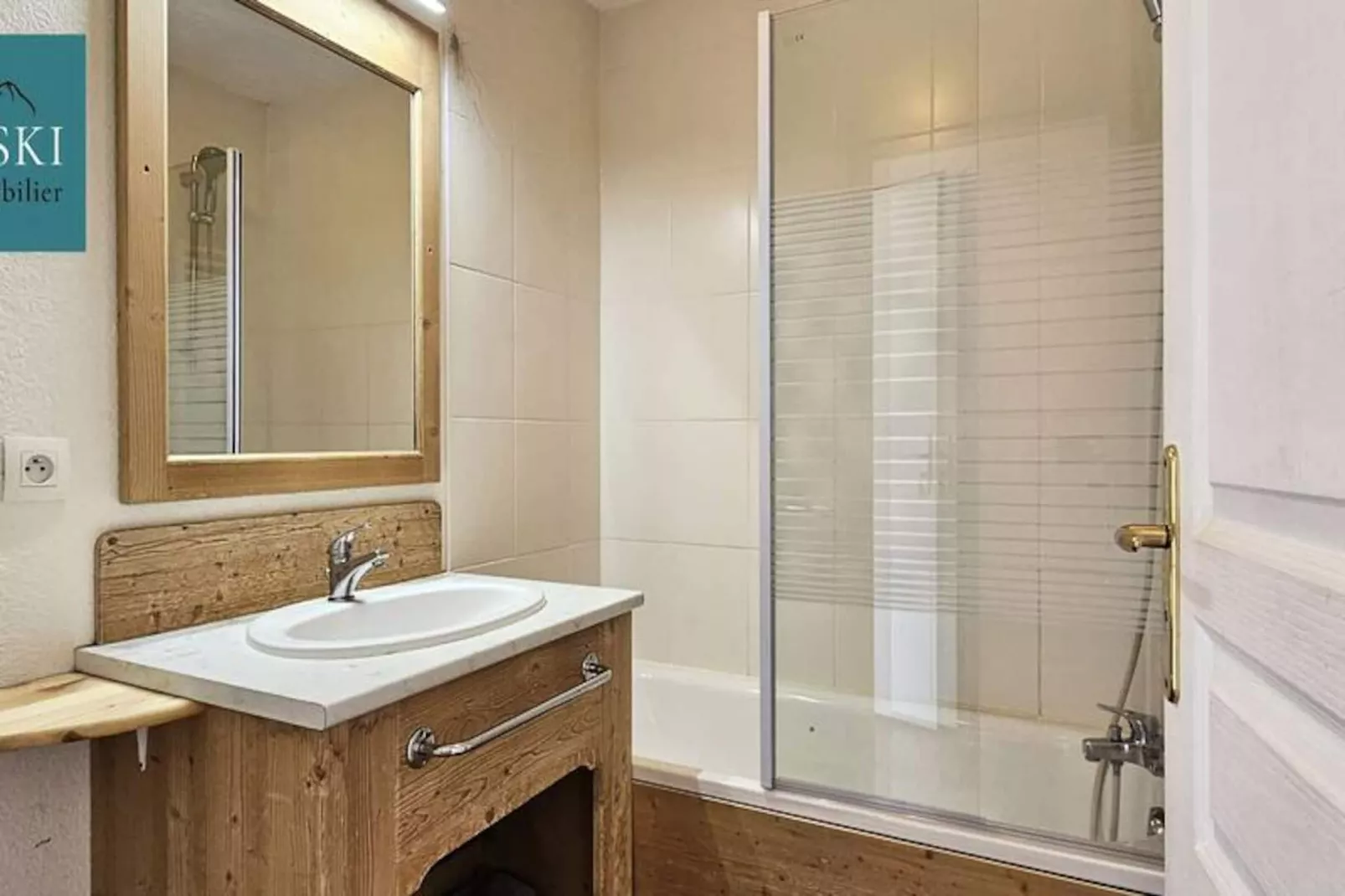 Les Chalets De L'arvan-Image-tags.