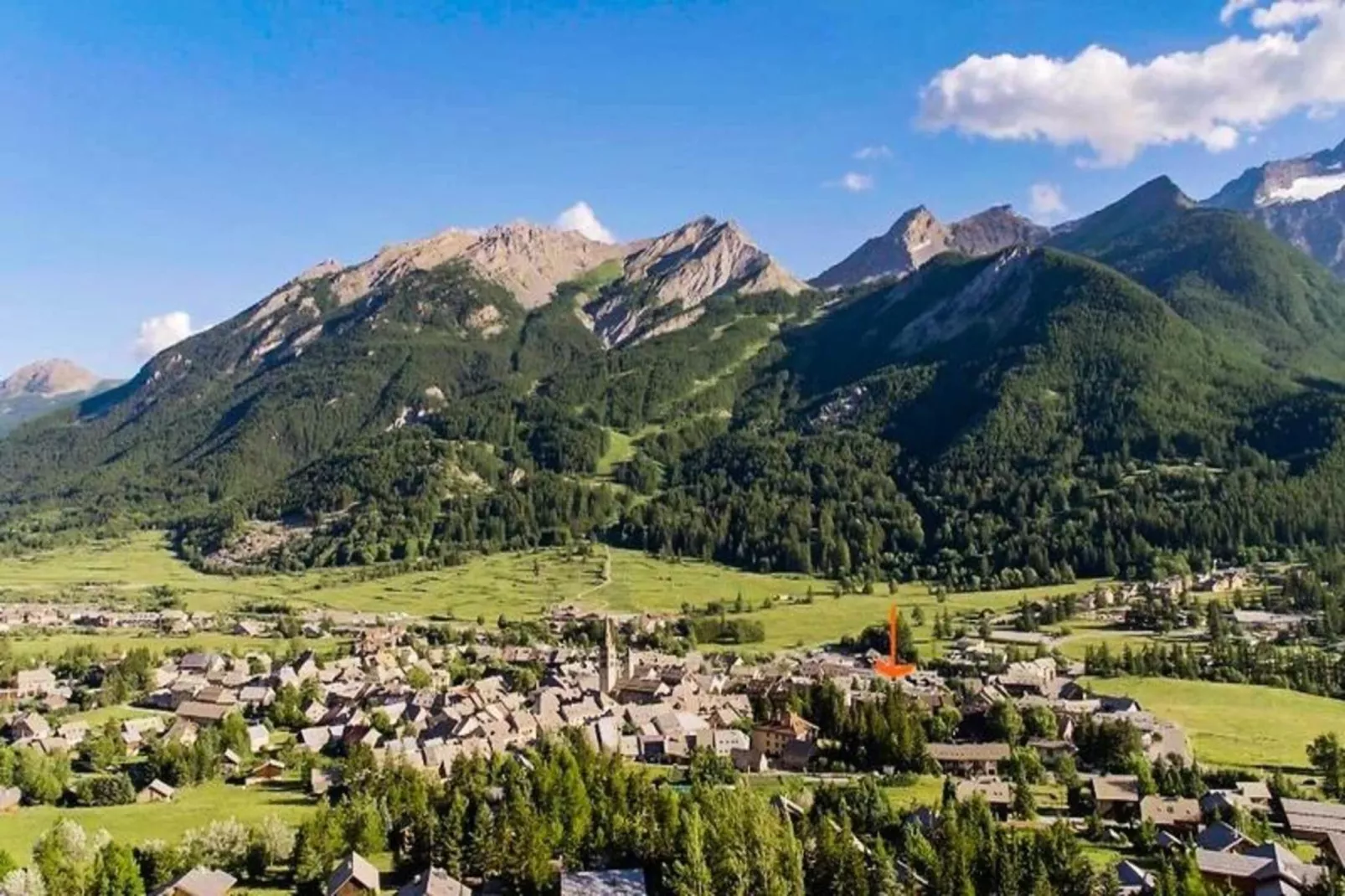 Résidence Aiguille Grive Bat I - Buitenkant zomer