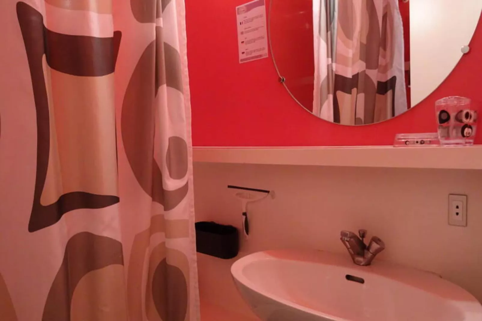 Résidence Belles Challes - Badkamer